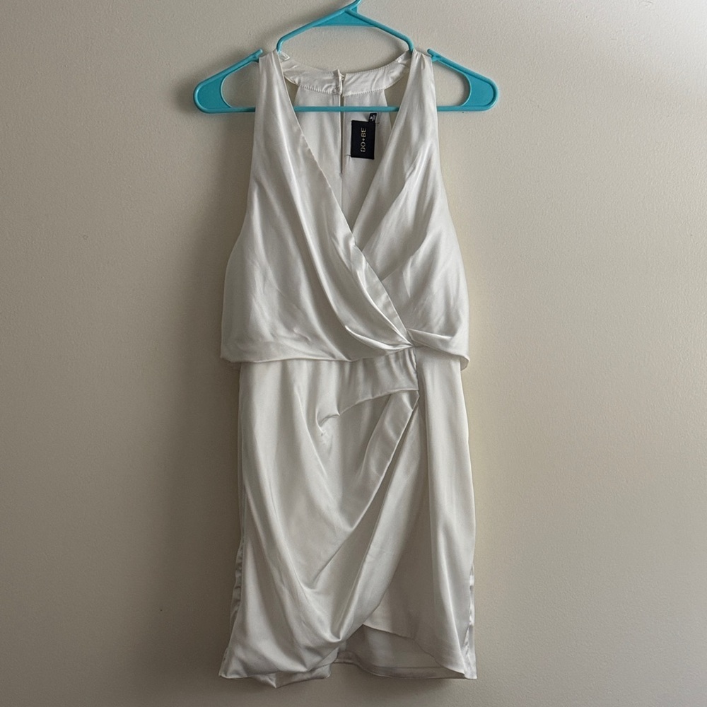 DO+BE White Backless Dress